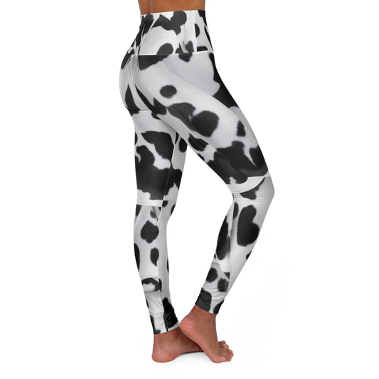 Black & White Folded Cow Print Leggings High Waisted Yoga Pants, Skinny Fit Women Workout Gym Lounge Stylish Fashion Trendy